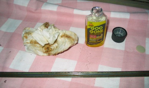 cleaning the old sponge out of the sponge-bar