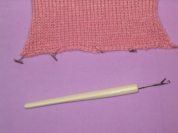 Casting On: Using a Tappet Tool - Wicked Woollies